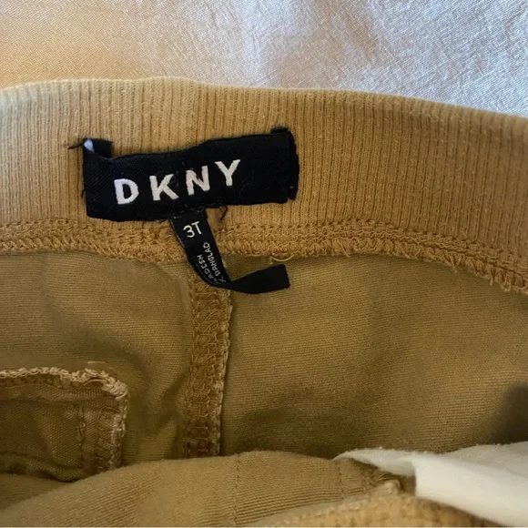 Carter's Toddler Boys Bundle of 7 Shorts for Spring Summer. Size 3T - Picture 14 of 16